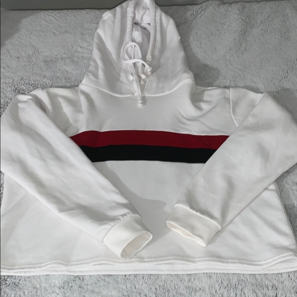 FOREVER 21 CROPPED HOODIE